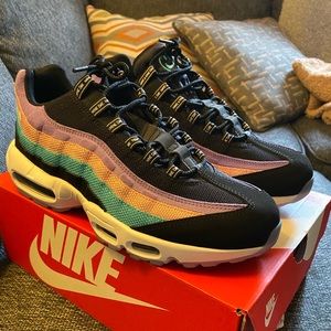 AirMax 95 “Have a nice day” size 11 men’s